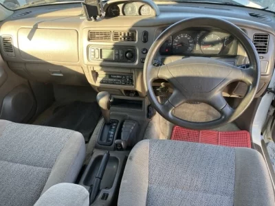 Mitsubishi CHALLENGER