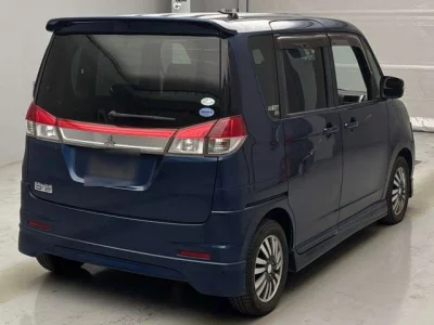 Mitsubishi DELICA D2