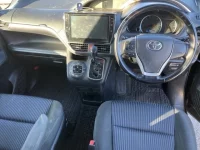 Toyota VOXY лот № 20151 оценка 3.5  с аукциона в Японии 3