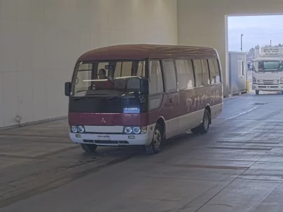 Mitsubishi BUS