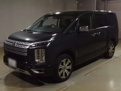 Mitsubishi DELICA D5