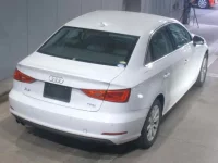 Audi A3 лот № 3002 оценка 4  с аукциона в Японии 1