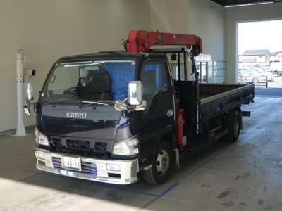 Isuzu ELF
