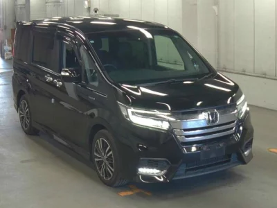 Honda STEP WAGON  с аукциона в Японии