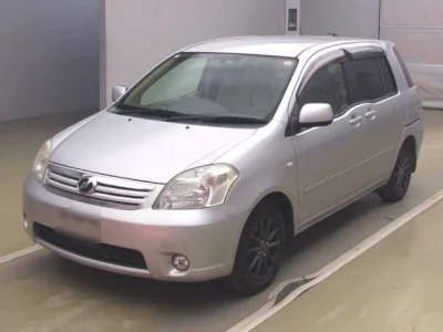 Toyota RAUM