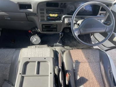 Nissan CARAVAN VAN  с аукциона в Японии