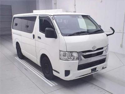Toyota HIACE VAN  с аукциона в Японии