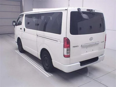 Toyota HIACE VAN  с аукциона в Японии