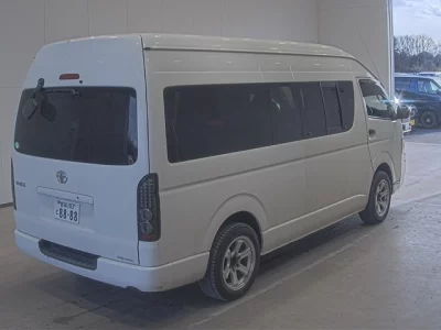 Toyota HIACE VAN  с аукциона в Японии