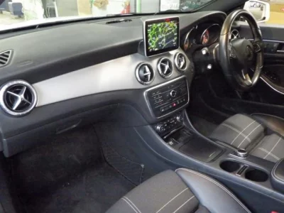 Mercedes-Benz CLA CLASS