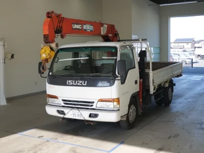 Isuzu ELF