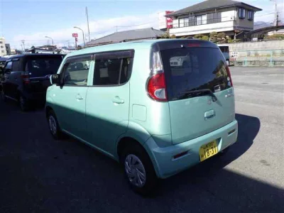 Suzuki MRWAGON