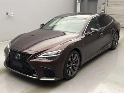 Lexus LS  с аукциона в Японии