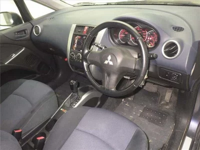 Mitsubishi COLT PLUS