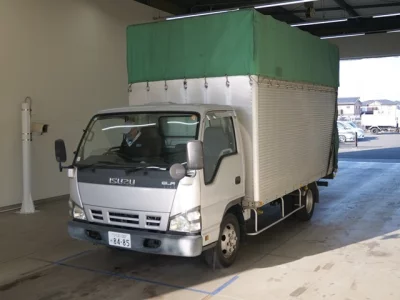 Isuzu ELF