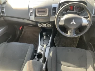 Mitsubishi OUTLANDER  с аукциона в Японии