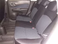 Nissan NOTE лот № 70109 оценка 3.5  с аукциона в Японии 6