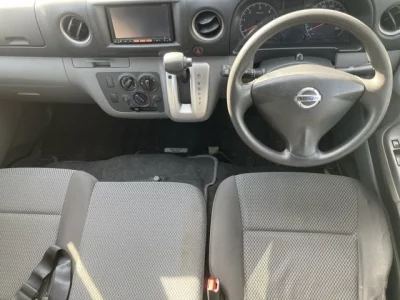 Nissan CARAVAN VAN  с аукциона в Японии
