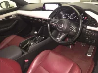 Mazda MAZDA3 лот № 70119 оценка R  с аукциона в Японии 2