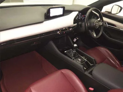 Mazda MAZDA3  с аукциона в Японии