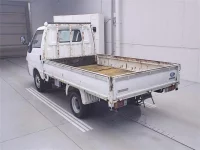 Mazda BONGO лот № 70124 оценка 3.5  с аукциона в Японии 1