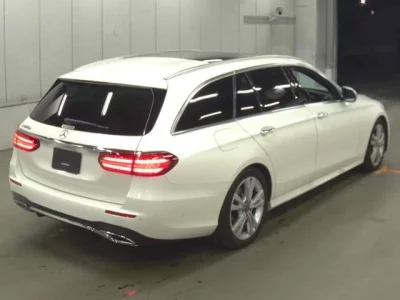 Mercedes-Benz E CLASS WAGON