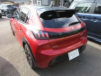 Peugeot 208 лот № 90001 оценка 4.5  с аукциона в Японии 1