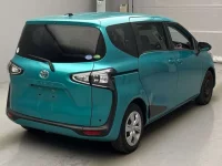 Toyota SIENTA лот № 44 оценка 3  с аукциона в Японии 1
