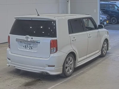 Toyota COROLLA RUMION