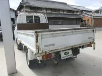 Mazda BONGO лот № 90032 оценка 3  с аукциона в Японии 1