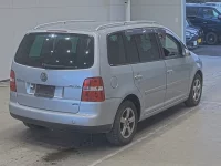 Volkswagen GOLF TOURAN лот № 20355 оценка 3.5  с аукциона в Японии 1