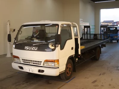 Isuzu ELF