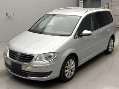 Volkswagen GOLF TOURAN  с аукциона в Японии