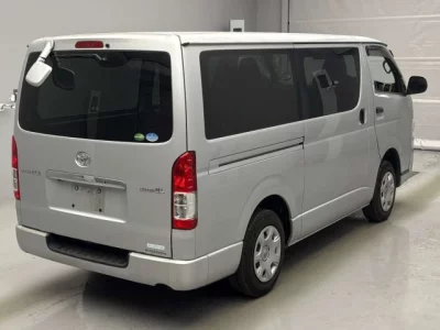 Toyota REGIUS ACE VAN