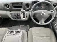 Nissan CARAVAN VAN лот № 20394 оценка 3  с аукциона в Японии 3