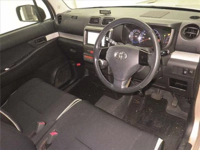 Toyota PIXIS SPACE