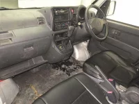 Daihatsu HIJET VAN лот № 70275 оценка 3  с аукциона в Японии 3
