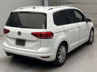 Volkswagen GOLF TOURAN лот № 5045 оценка 3  с аукциона в Японии 1