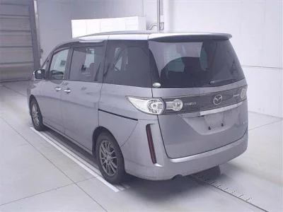 Mazda BIANTE