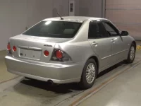 Toyota ALTEZZA лот № 4054 оценка RA  с аукциона в Японии 1