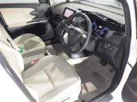 Toyota WISH лот № 7028 оценка 3.5  с аукциона в Японии 2