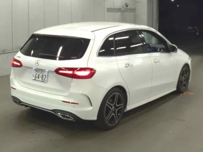 Mercedes-Benz B CLASS