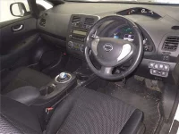 Nissan LEAF лот № 80051 оценка ***  с аукциона в Японии 2