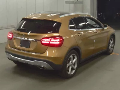Mercedes-Benz GLA CLASS