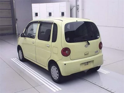 Daihatsu MOVE LATTE