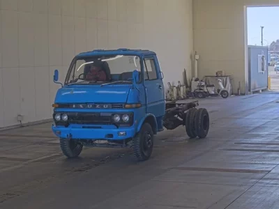 Isuzu TRUCK