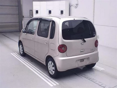 Daihatsu MOVE LATTE