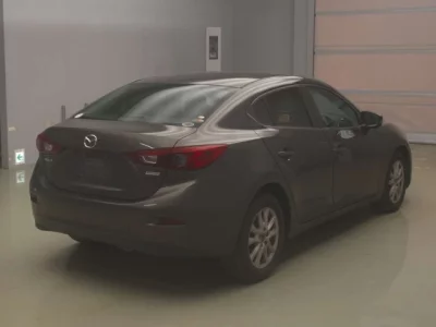 Mazda AXELA  с аукциона в Японии