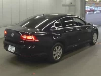 Volkswagen PASSAT лот № 438 оценка 4  с аукциона в Японии 1
