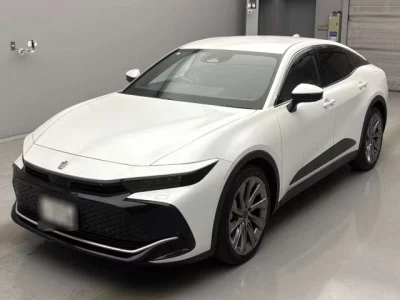 Toyota CROWN CROSSOVER